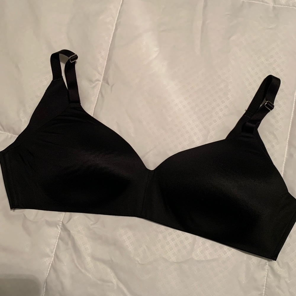 Soma- Vanishing back wireless bra